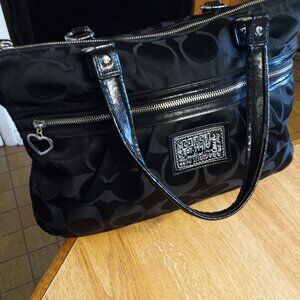 AUTH COACH Daisy Poppy Black Signature Canvas Tote Carryall Bag Purse F20026